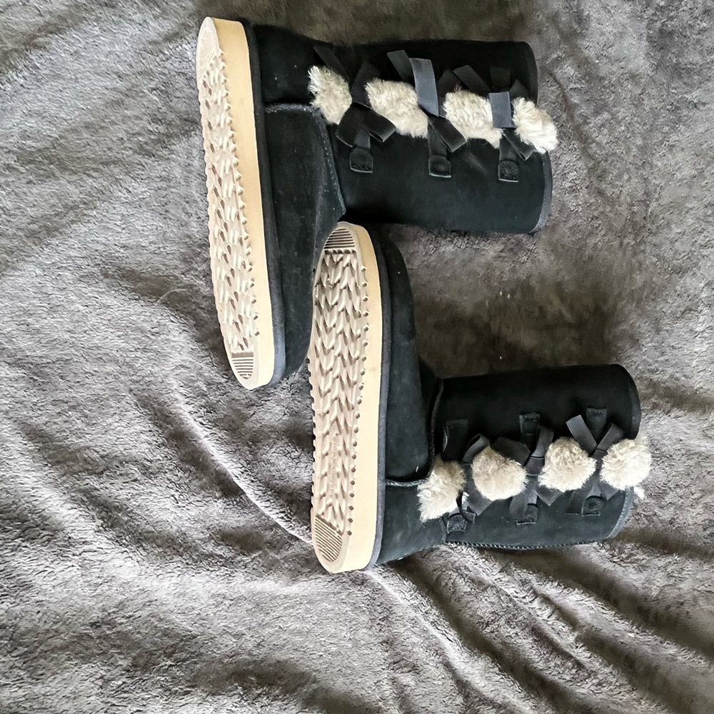 Koolaburra by ugg boots size 7